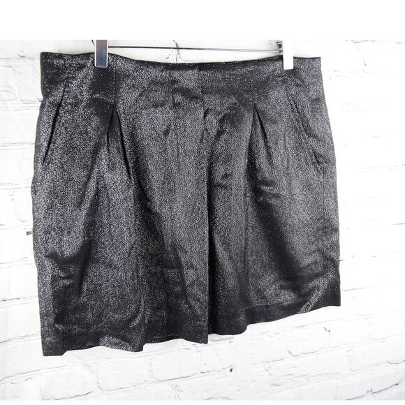 Vince Designer Black Shimmery Metallic Pleated Mini Skirt w/ Pockets Size 12 - Picture 2 of 10